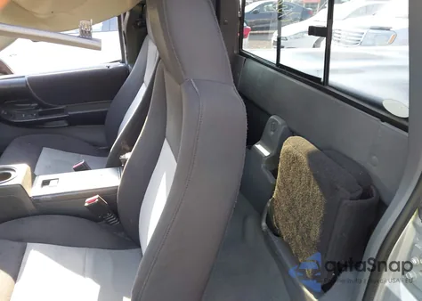 2005 Ford Ranger Super Cab from USA, damaged, VIN 1FTZR45E95PA48989